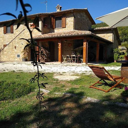 Agriturismo Casa Del Nonno Valfabbrica Kültér fotó